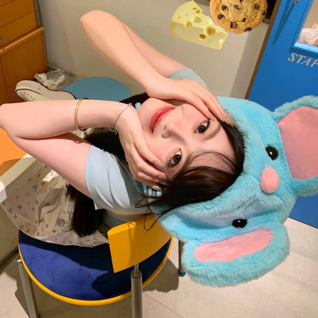 摩登衙门海报